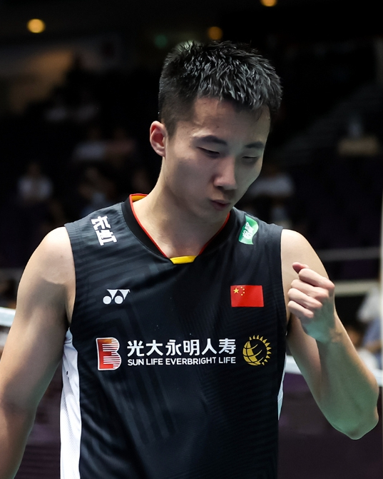包含首局翻盘成无用功!复仇王子维失败李诗沣伤退止步8强的词条